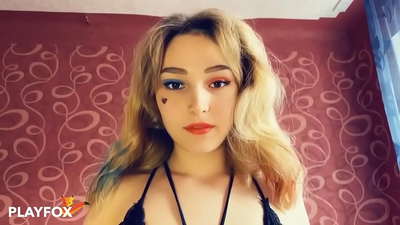 ಮ್ಯಾಜಿಕ್ ವರ್ಚುವಲ್ ರಿಯಾಲಿಟಿ ಕನ್ನಡಕಗಳು ನನಗೆ ಹಾರ್ಲೆ ಕ್ವಿನ್ ಜೊತೆ ಲೈಂಗಿಕತೆಯನ್ನು ನೀಡಿತು